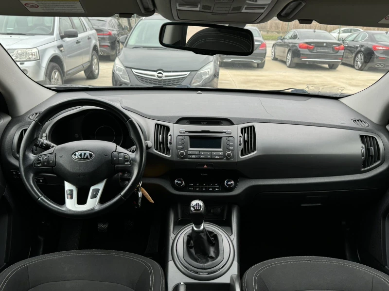 Kia Sportage 136ps* 124хл.км* PART* 6скорости, снимка 11 - Автомобили и джипове - 48440841