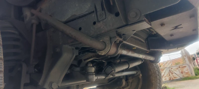 Land Rover Discovery Td5, снимка 6 - Автомобили и джипове - 51917225