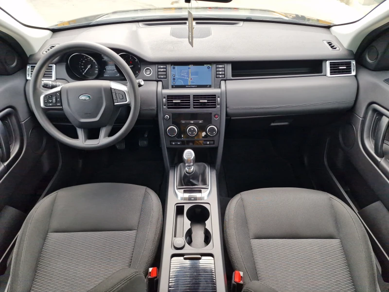 Land Rover Discovery Sport Регистрирана !, снимка 10 - Автомобили и джипове - 50484908