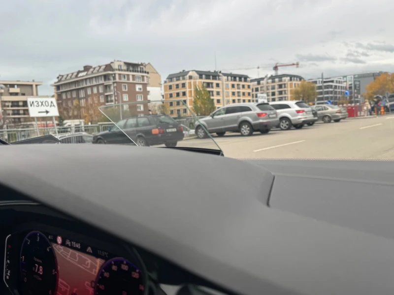 VW Tiguan, снимка 14 - Автомобили и джипове - 52567353