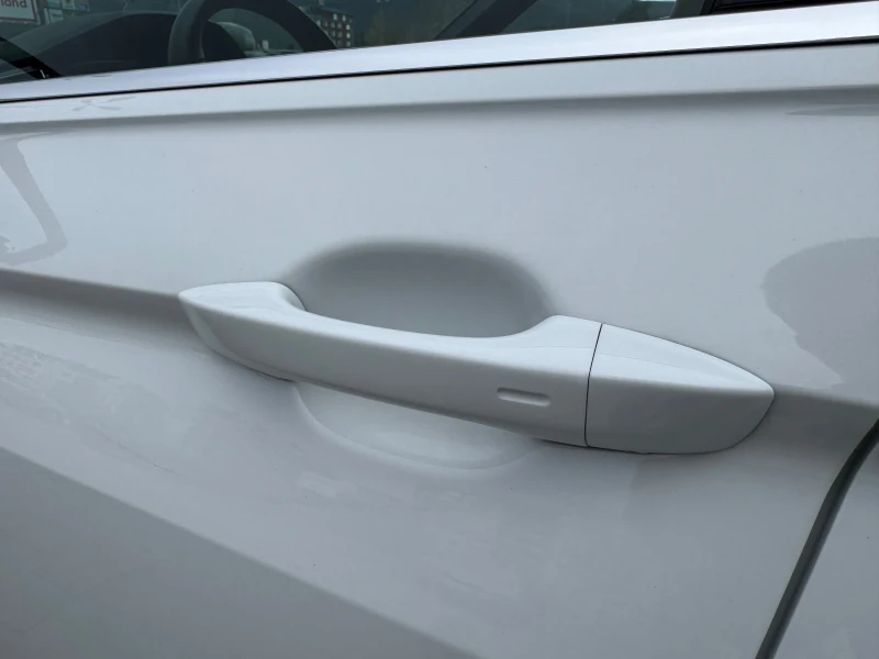 VW Tiguan, снимка 6 - Автомобили и джипове - 52567353