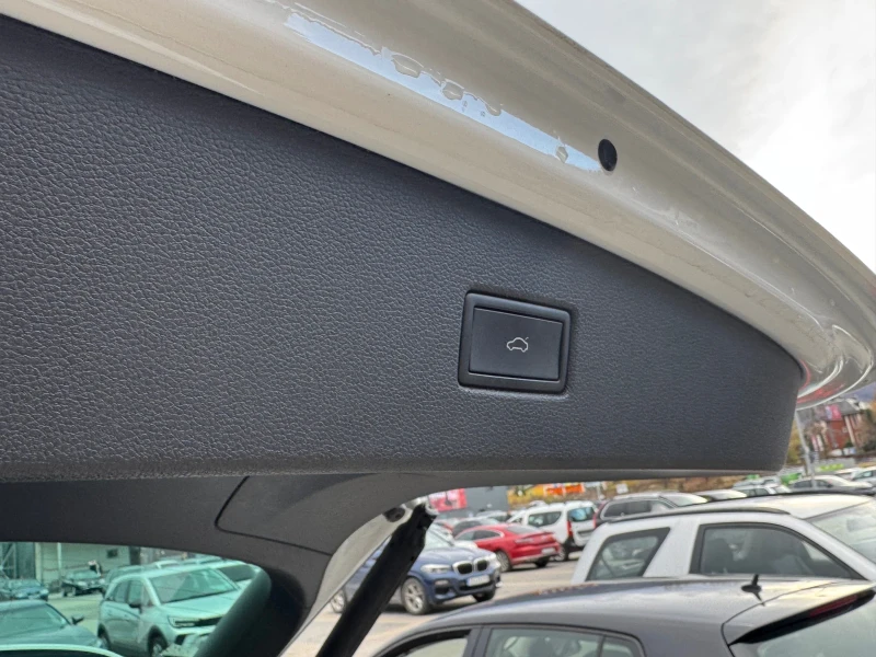 VW Tiguan, снимка 8 - Автомобили и джипове - 52567353