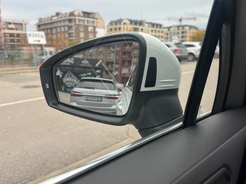 VW Tiguan, снимка 7 - Автомобили и джипове - 52567353
