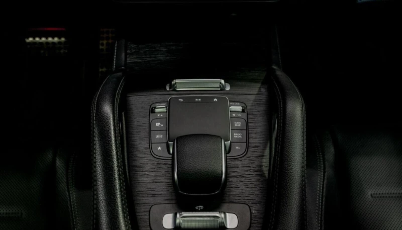 Mercedes-Benz GLE 400e Coupe 4Matic AMG Line, снимка 8 - Автомобили и джипове - 53007372