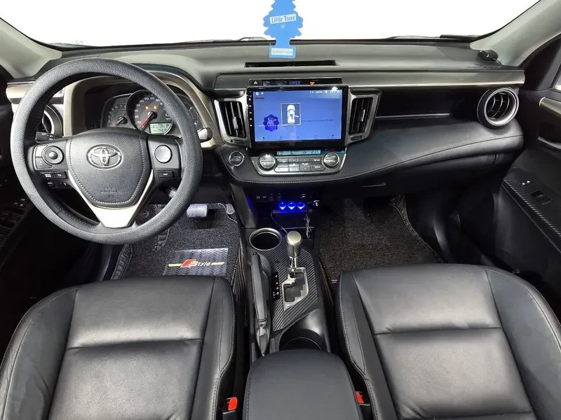 Toyota Rav4, снимка 6 - Автомобили и джипове - 56497497
