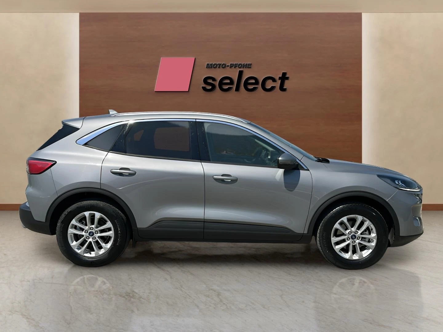 Ford Kuga 2.5 FHEV - изображение 4