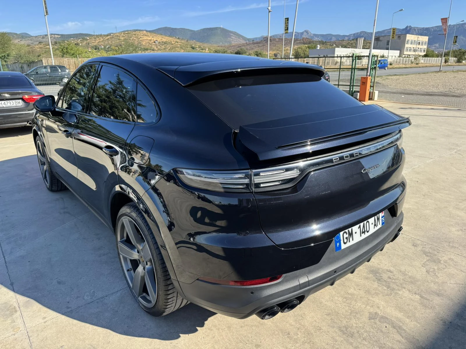 Porsche Cayenne 462ps* e-hybrid* Coupe* Кожа* Пано* Distr* Head up - изображение 3