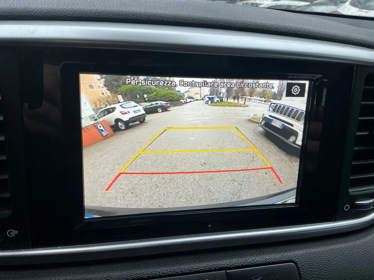 Kia Sportage 1.6 CRDI * * ENERGY* * FACE* *  - изображение 10