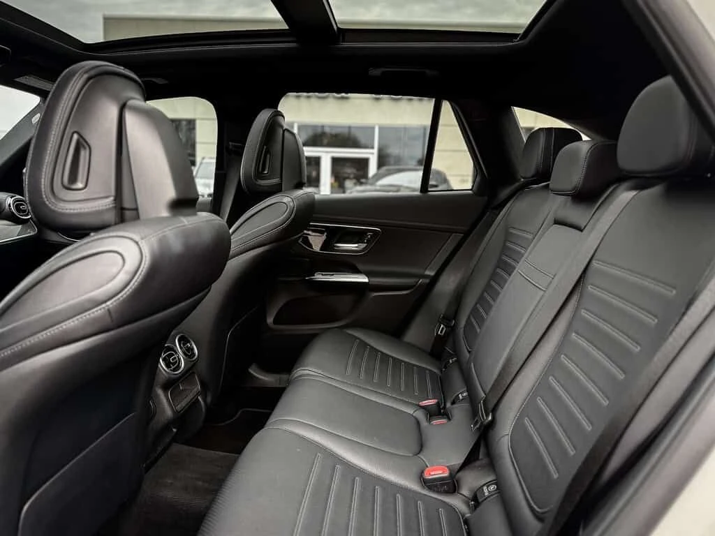 Mercedes-Benz GLC AMG/CARFAX/360 CAM/PANO/ЦЕНА ДО БЪЛГАРИЯ , снимка 13 - Автомобили и джипове - 53950560