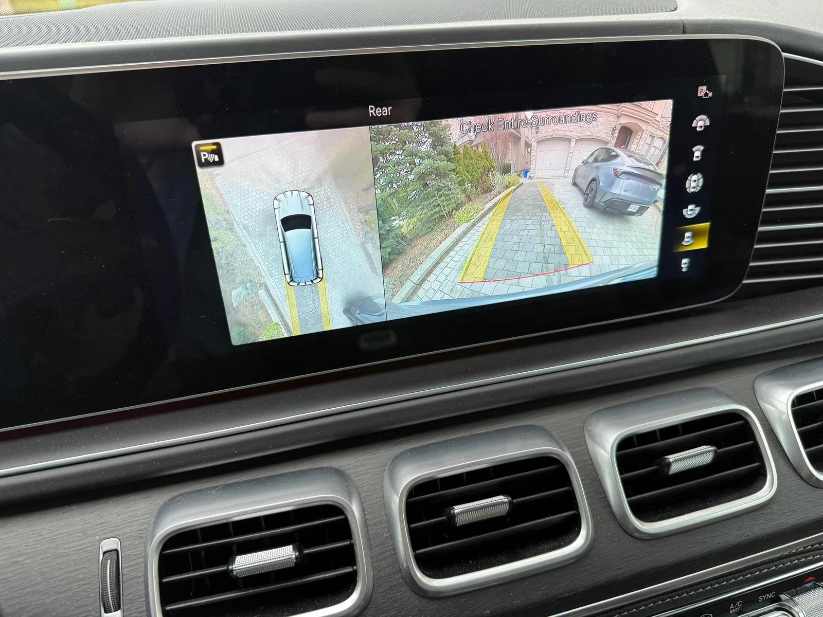 Mercedes-Benz GLS 63 AMG С РЕГИСТРАЦИЯ & АВТО КРЕДИТ, снимка 10 - Автомобили и джипове - 54047286