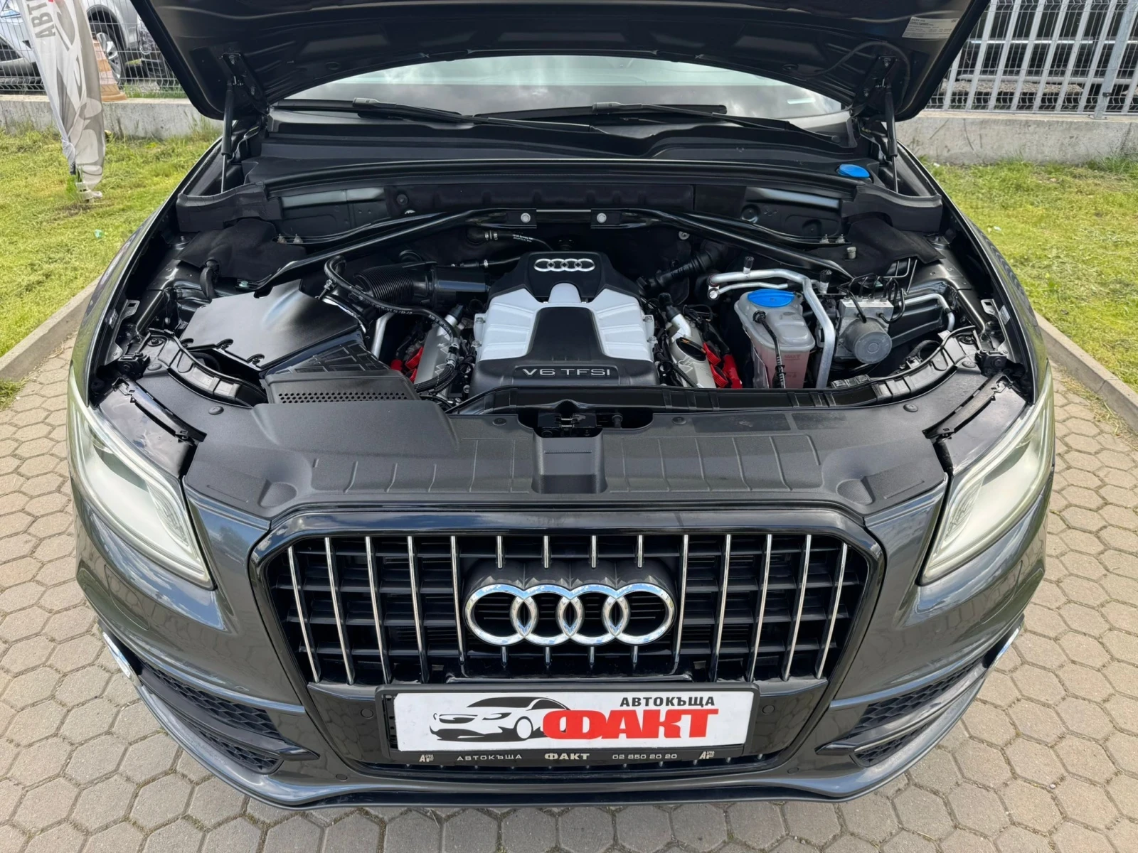Audi Q5 3.0i/AVTOMAT/КОЖА, снимка 17 - Автомобили и джипове - 54428310