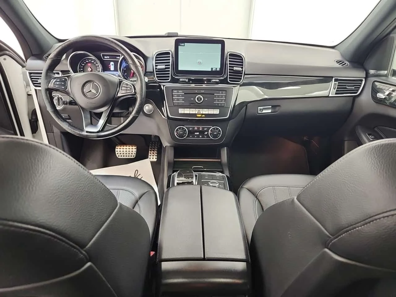 Mercedes-Benz GLE 400 AMG Line * Без инциденти * CARFAX * , снимка 5 - Автомобили и джипове - 54540625