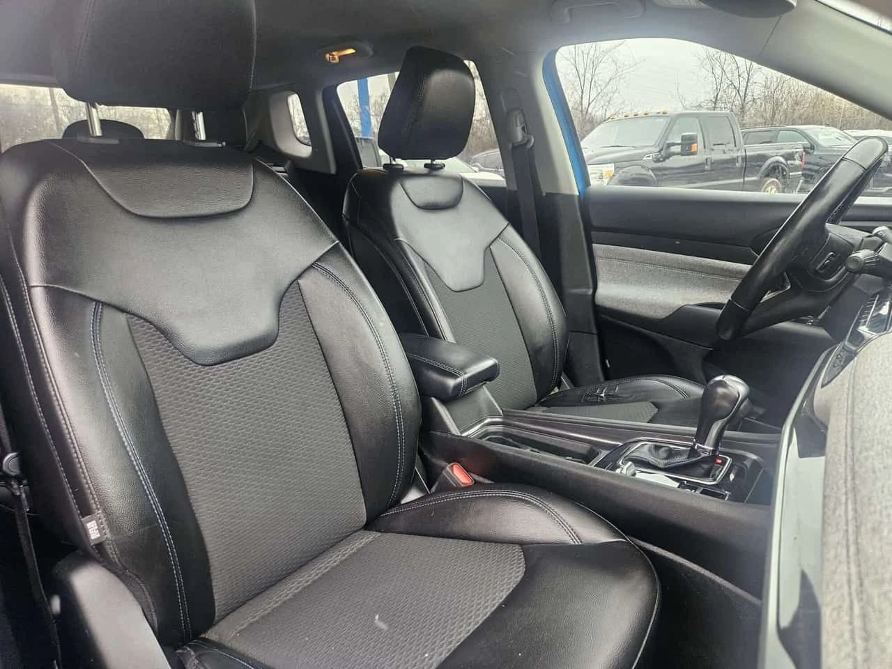 Jeep Compass * Longitude, North, Latitude * CARFAX * ���� �� �� | Mobile.bg � ����������� 16