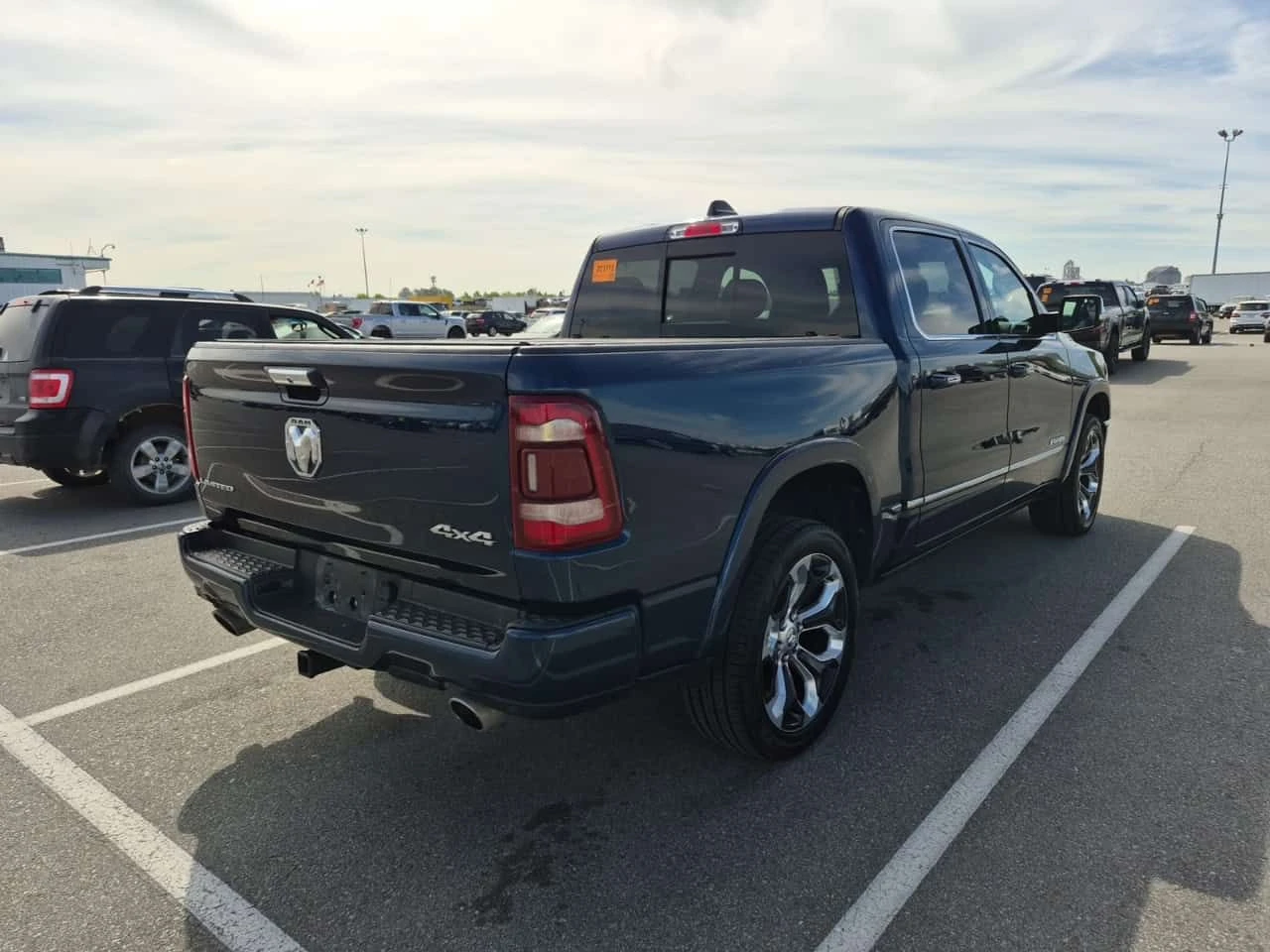 Dodge RAM 1500  Limited / ОБДУХВАНЕ / ВЪЗДУХ , снимка 4 - Автомобили и джипове - 54666761