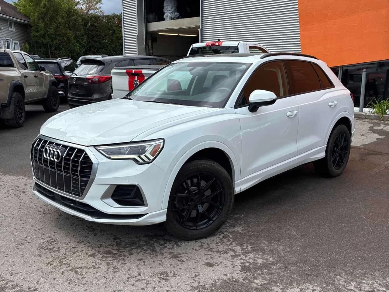 Audi Q3 * Komfort * CARFAX * БЕЗ ПЪРВОНАЧАЛНА ВНОСКА