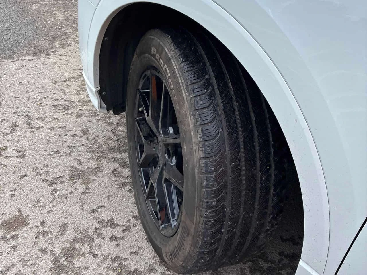 Audi Q3 * Komfort * CARFAX * БЕЗ ПЪРВОНАЧАЛНА ВНОСКА, снимка 15 - Автомобили и джипове - 54761033