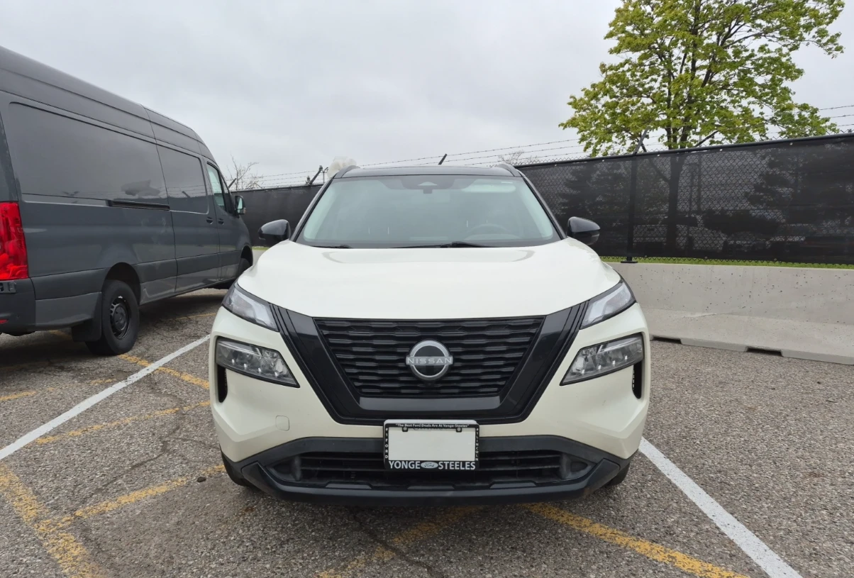 Nissan Rogue AWD* MIDNIGHT EDITION* Пано* Кожа* Keyless, снимка 11 - Автомобили и джипове - 55235646