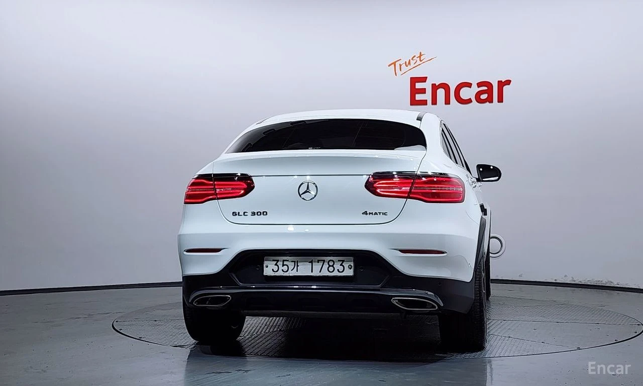 Mercedes-Benz GLC 300 * ФИКСИРАНА ЦЕНА ДО БЪЛГАРИЯ * АВТОКРЕДИТ, снимка 5 - Автомобили и джипове - 55398565