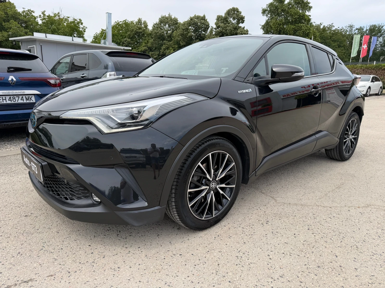 Toyota C-HR 1.8h 122к.с Luxury с Гаранция в Тойота