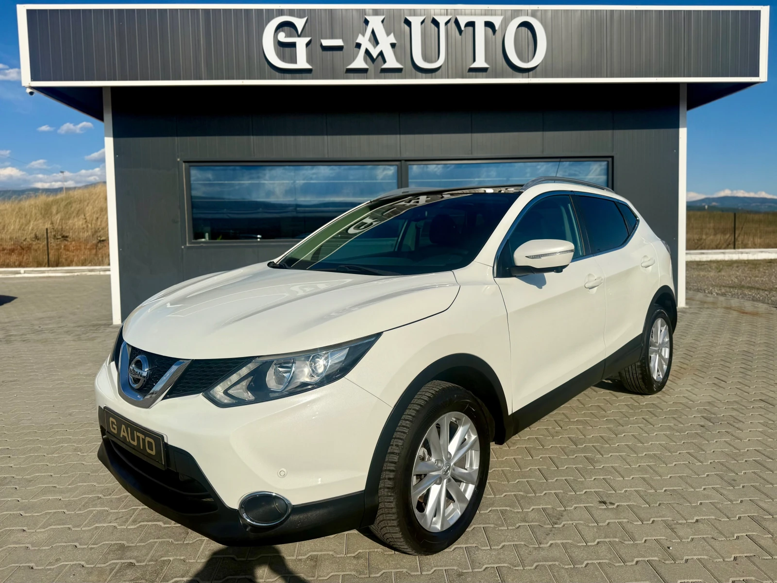 Nissan Qashqai 1.5 dci Бяла перла Собствен лизинг !!!
