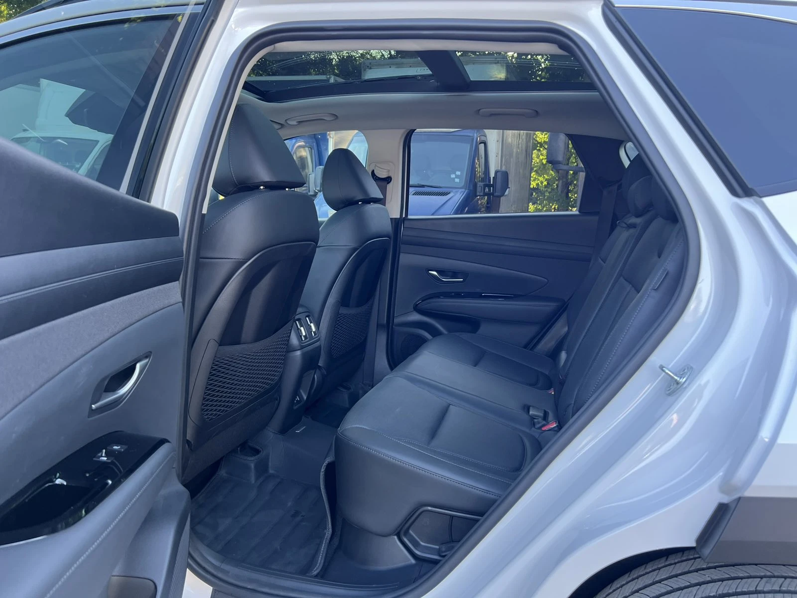 Hyundai Tucson -1900км.- ЧИСТО НОВ - FULL  EKSTRi  ! ! ! , снимка 10 - Автомобили и джипове - 55986865