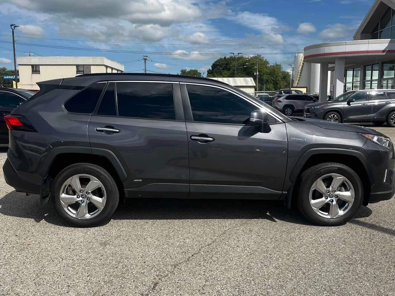 Toyota Rav4 * Hybrid Limited * АВТОКРЕДИТ БЕЗ ПЪРВОНАЧАЛНА , снимка 4 - Автомобили и джипове - 56222649