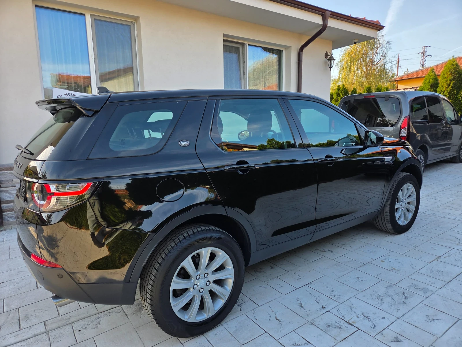 Land Rover Discovery Sport 2.0 TD4 87 ���.���  | Mobile.bg � ����������� 4