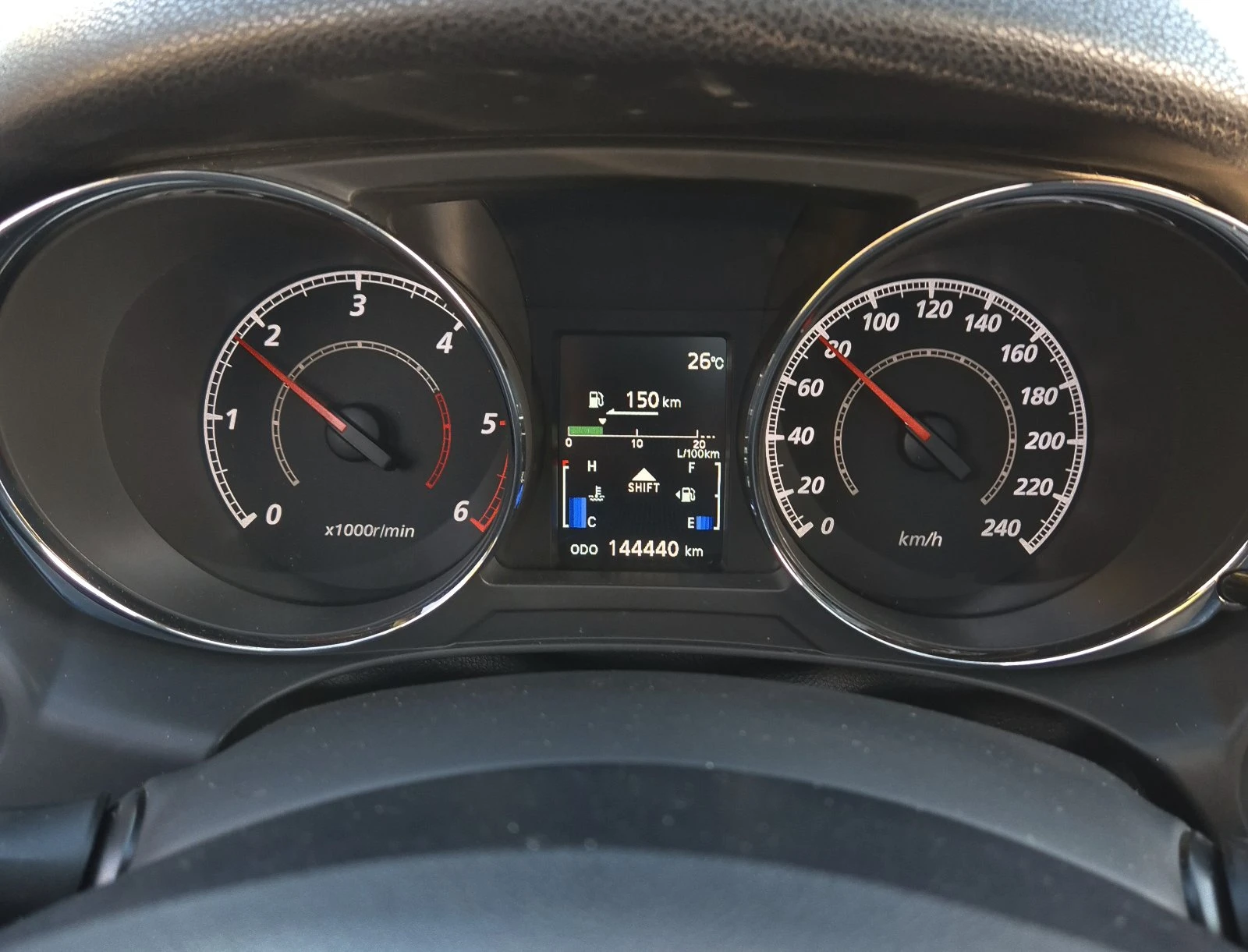 Peugeot 4008 1.8D Panorama 4x4, снимка 5 - Автомобили и джипове - 56729263