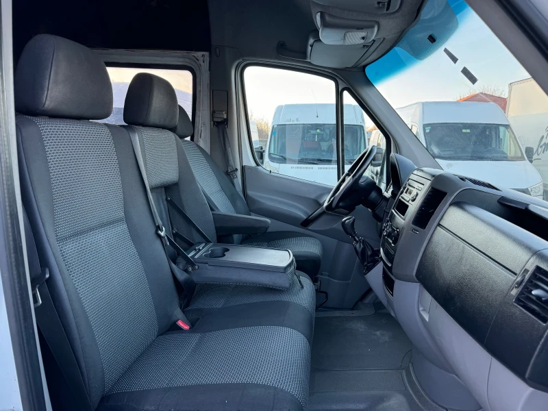 Mercedes-Benz Sprinter 2.2CDI 163К.С. XXL ЛИЗИНГ, снимка 10 - Бусове и автобуси - 48773046