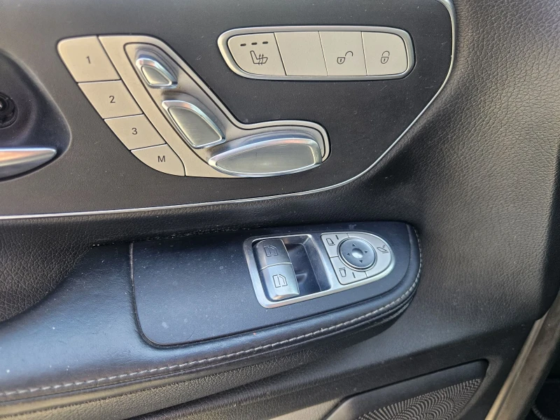 Mercedes-Benz V 250 2.5 CDI 190 k.c. AMG, снимка 13 - Бусове и автобуси - 51384579