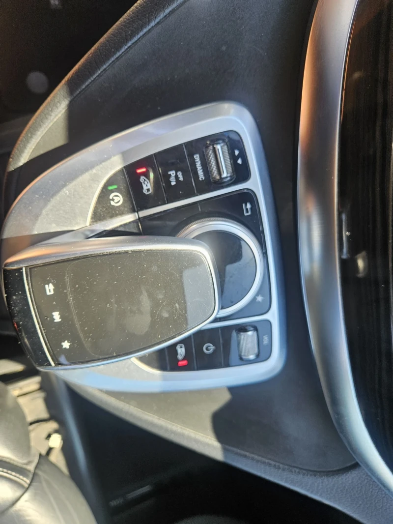 Mercedes-Benz V 250 2.5 CDI 190 k.c. AMG, снимка 11 - Бусове и автобуси - 51384579