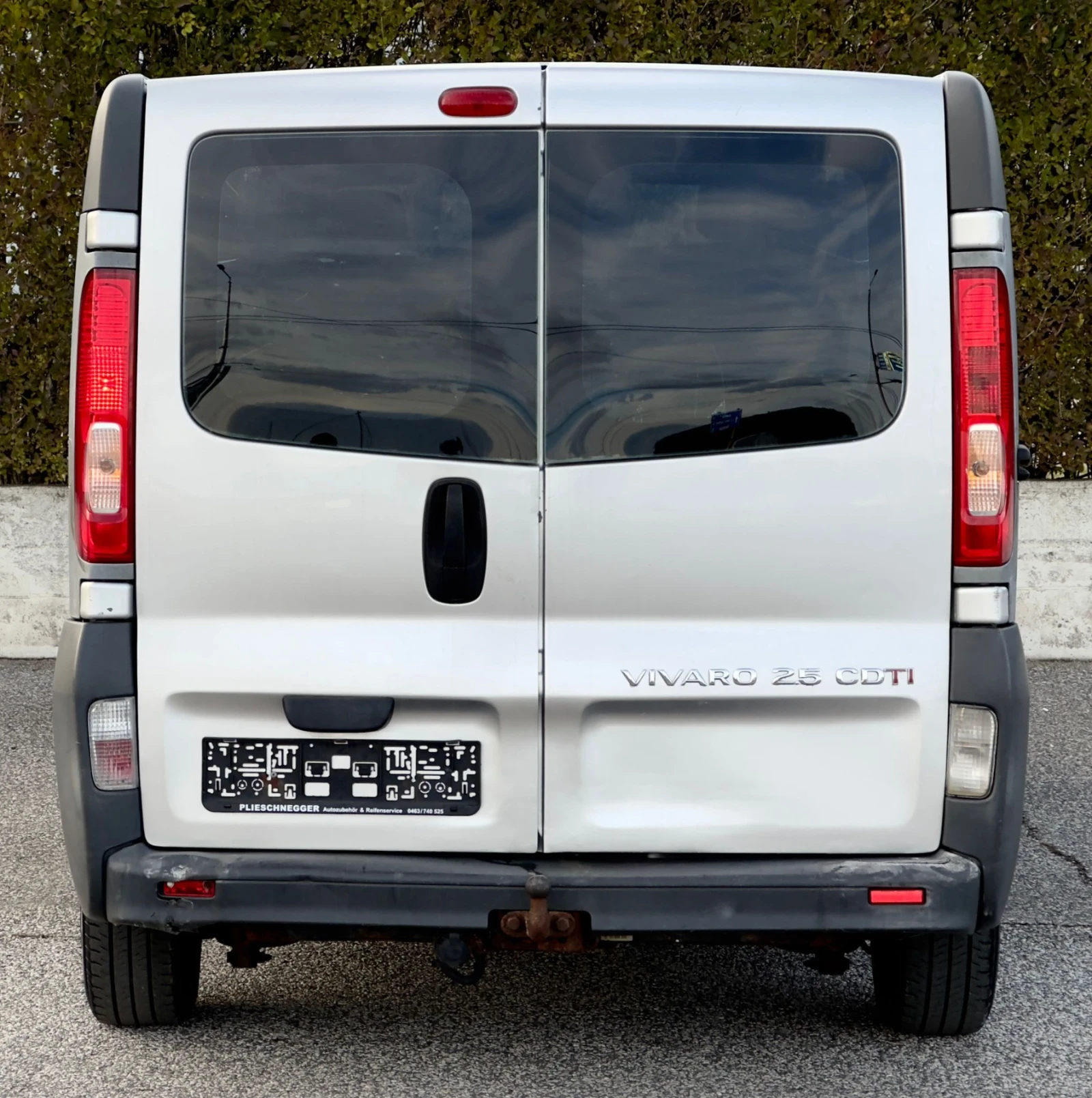 Opel Vivaro 2.5 CDTI - изображение 4