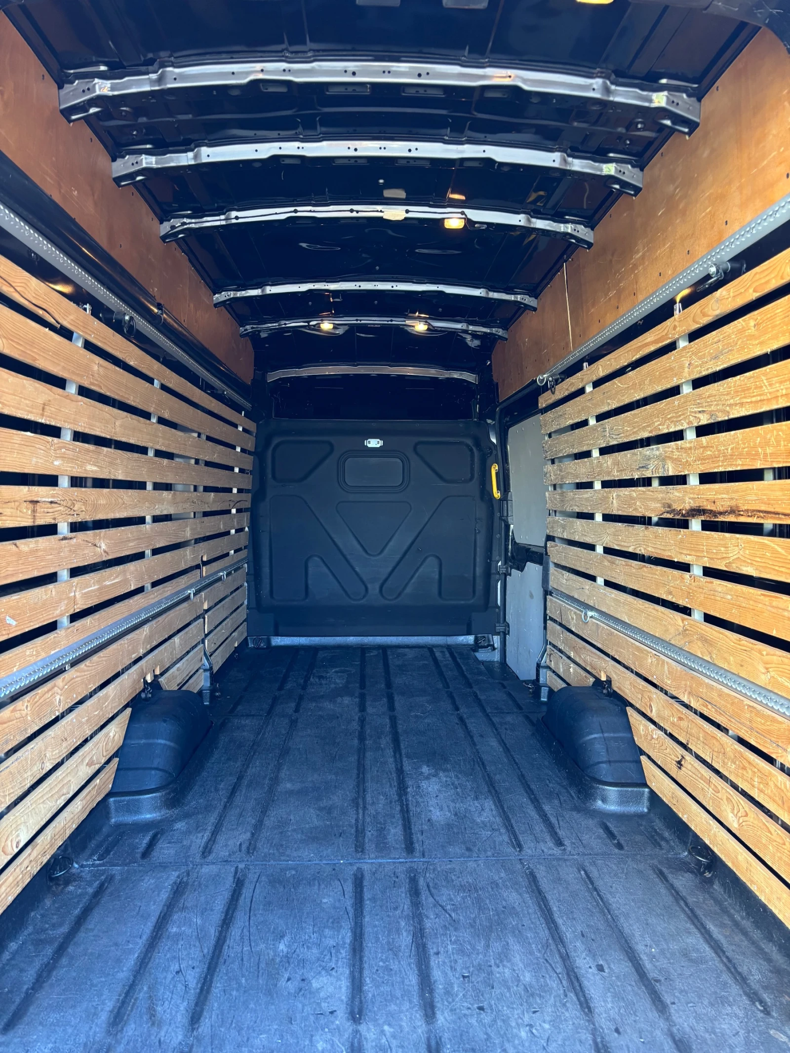 Ford Transit 2.0 EcoBlue-170kc - изображение 6