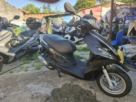 Piaggio Fly 125i  Става за А1 много лек пъргав и икономичен | Auto.bg — изображение 2