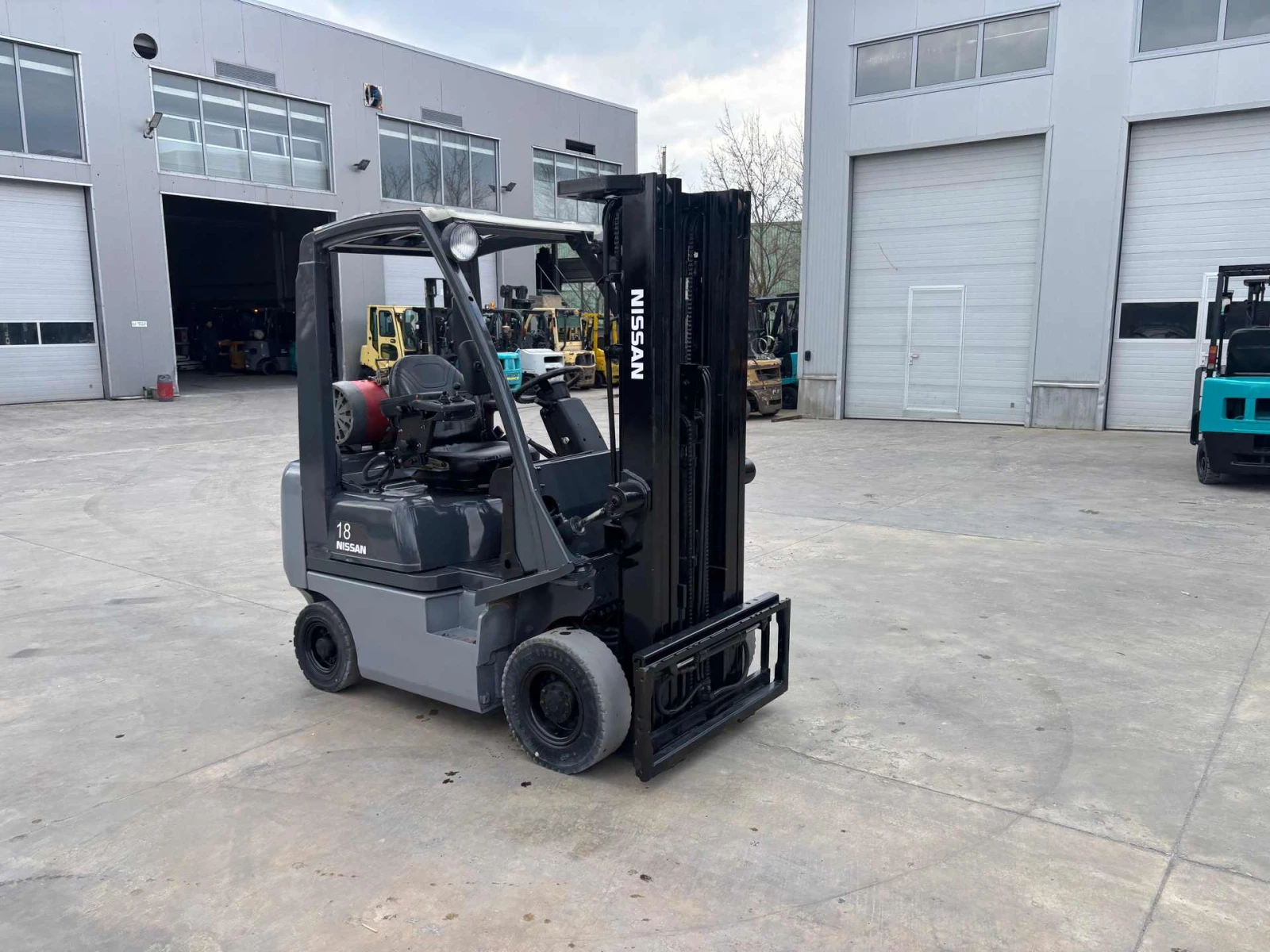 ������� Nissan ������� ����������, ������� | Mobile.bg � ����������� 5