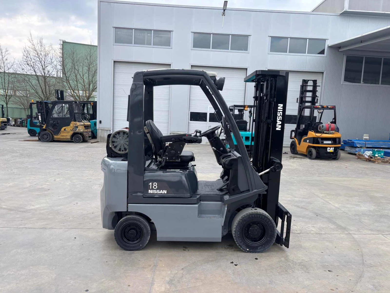 ������� Nissan ������� ����������, ������� | Mobile.bg � ����������� 4