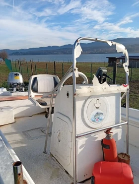 Лодка Boston Wahler, снимка 11 - Воден транспорт - 52940526