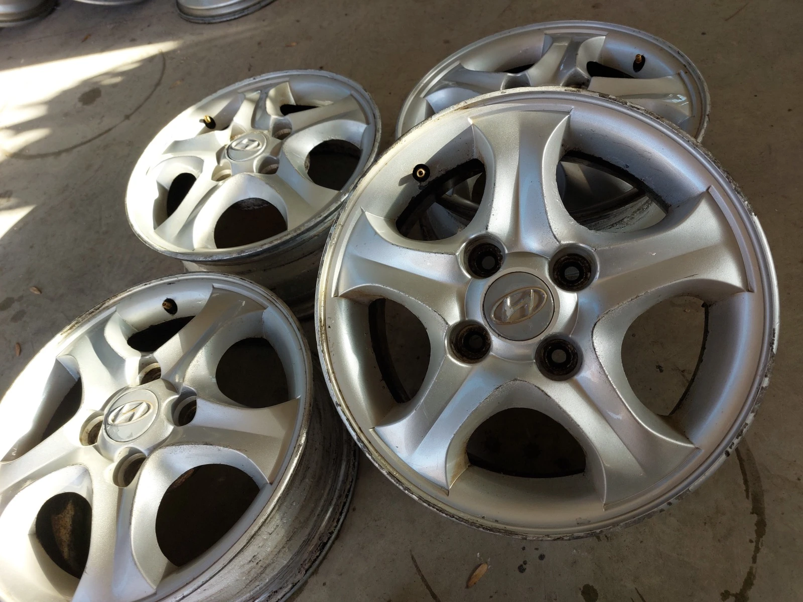   Hyundai | Mobile.bg   3