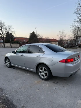 Honda Accord 2.2 I-CDTI, снимка 4