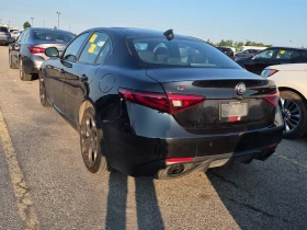 Alfa Romeo Giulia ESTREMA/AWD/H&K/PANO/DISTRONIC, снимка 4