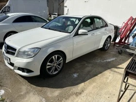 Mercedes-Benz C 220, снимка 6