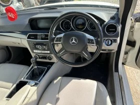 Mercedes-Benz C 220, снимка 8