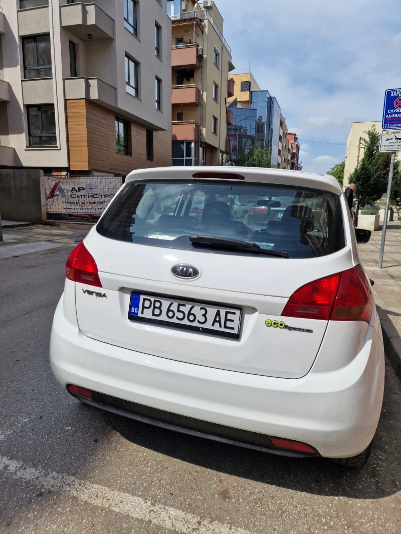 Kia Venga, снимка 4 - Автомобили и джипове - 45480067