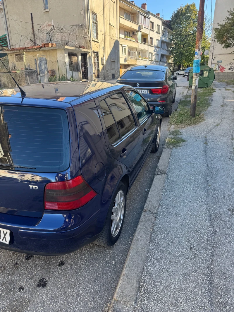 VW Golf, снимка 5 - Автомобили и джипове - 47897134