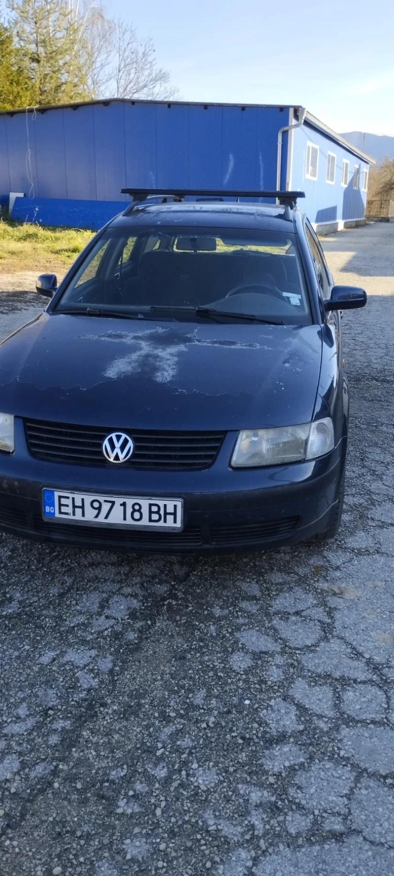 VW Passat, снимка 1 - Автомобили и джипове - 48030056