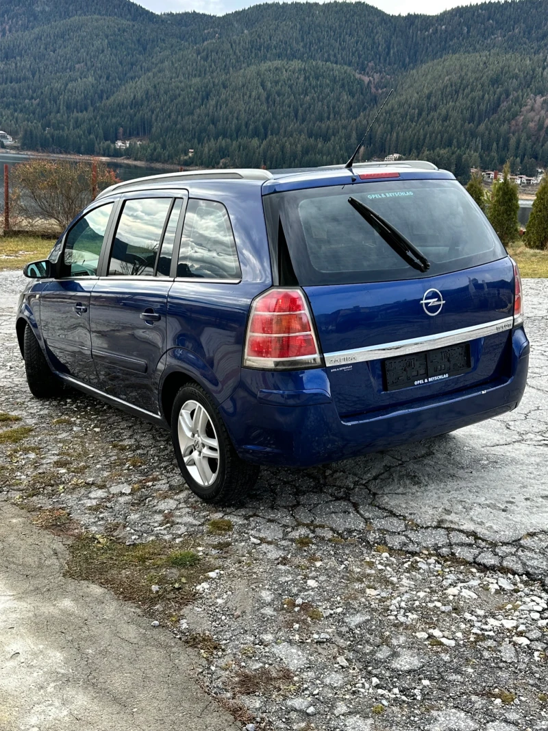 Opel Zafira 1.9 CDTI, снимка 4 - Автомобили и джипове - 48051140