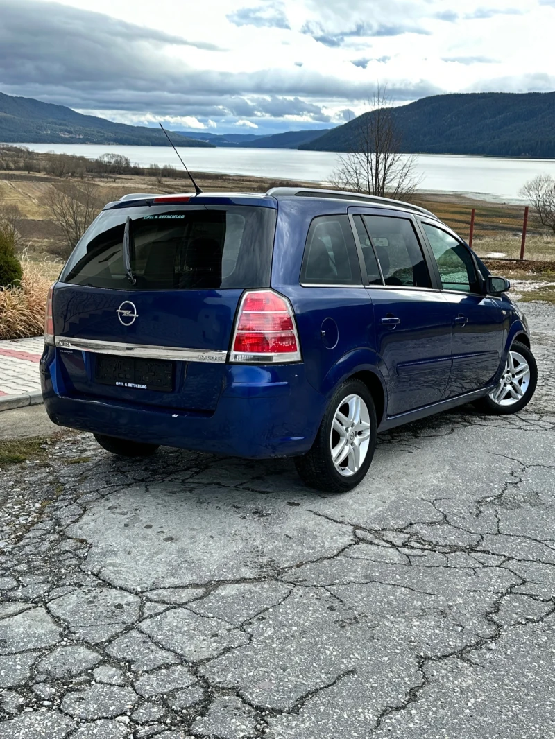 Opel Zafira 1.9 CDTI, снимка 3 - Автомобили и джипове - 48051140