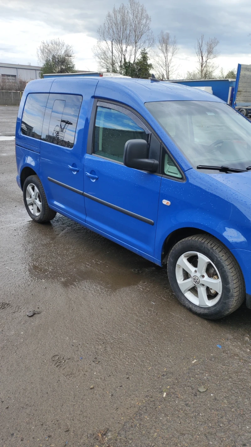 VW Caddy, снимка 5 - Автомобили и джипове - 48430305