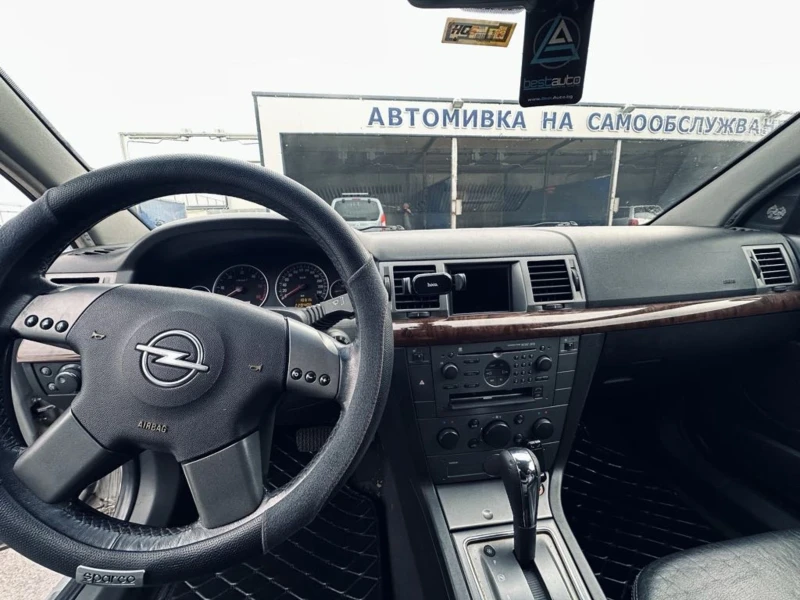 Opel Vectra C Estate 3.0  CDTI Automatic, снимка 12 - Автомобили и джипове - 48726429