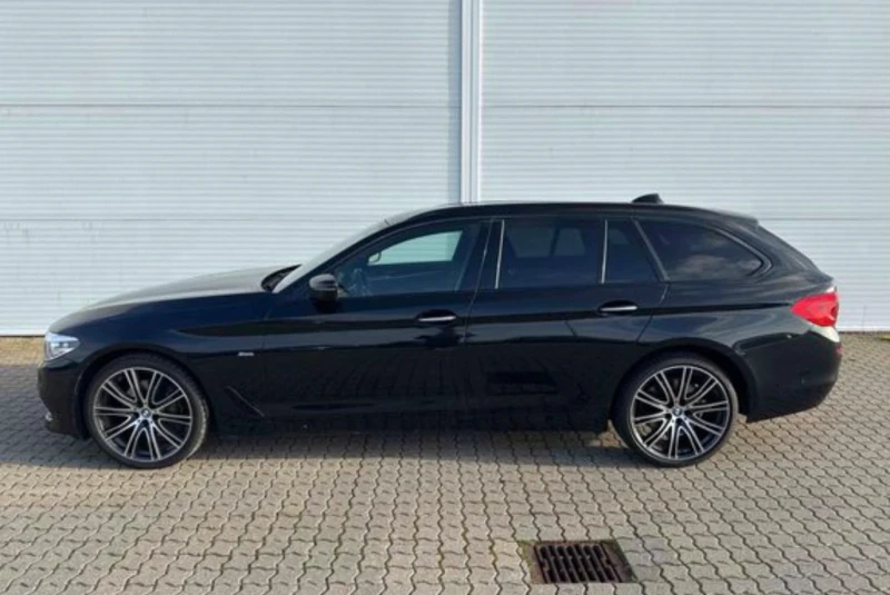 BMW 540 Xdrive Sport Paket Head up Kamera, снимка 4 - Автомобили и джипове - 48972750